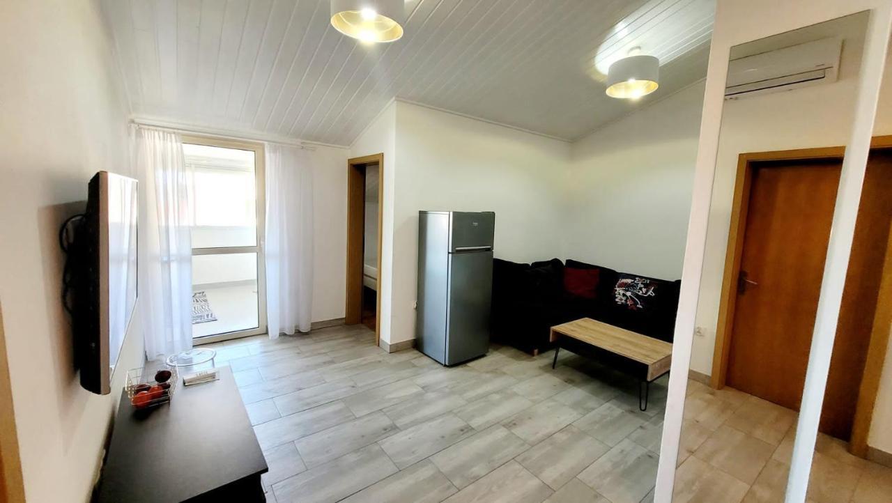 Apartament Sea Dalmatia Srima Kültér fotó